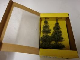 Kibri HO, 2 sapins (env. 15cm)