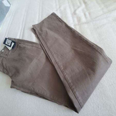 Neue originale Damen Armani Jeans Gr 28