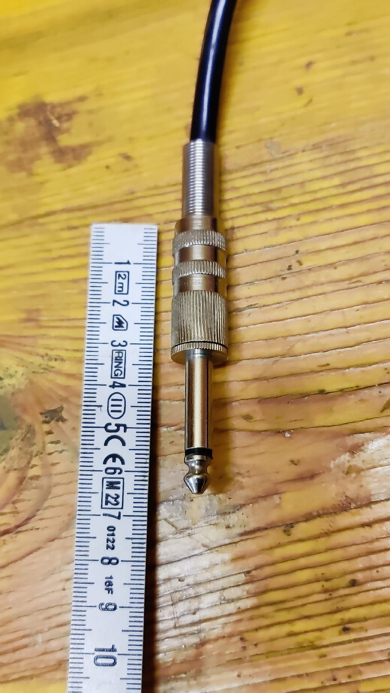 Kabel: Audio Kabel schwarz ca. 10 Meter (L2) – Gebraucht aus Neuenhof von bro_9zsg 1