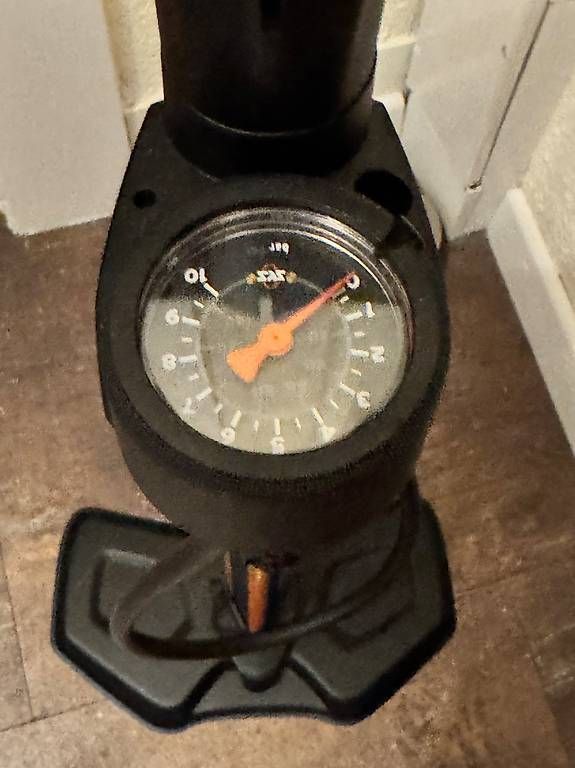 Pumpen: Velopumpe Airworx 10.0 – Neu (gemäss Beschreibung) aus Unterkulm von ciro07 1