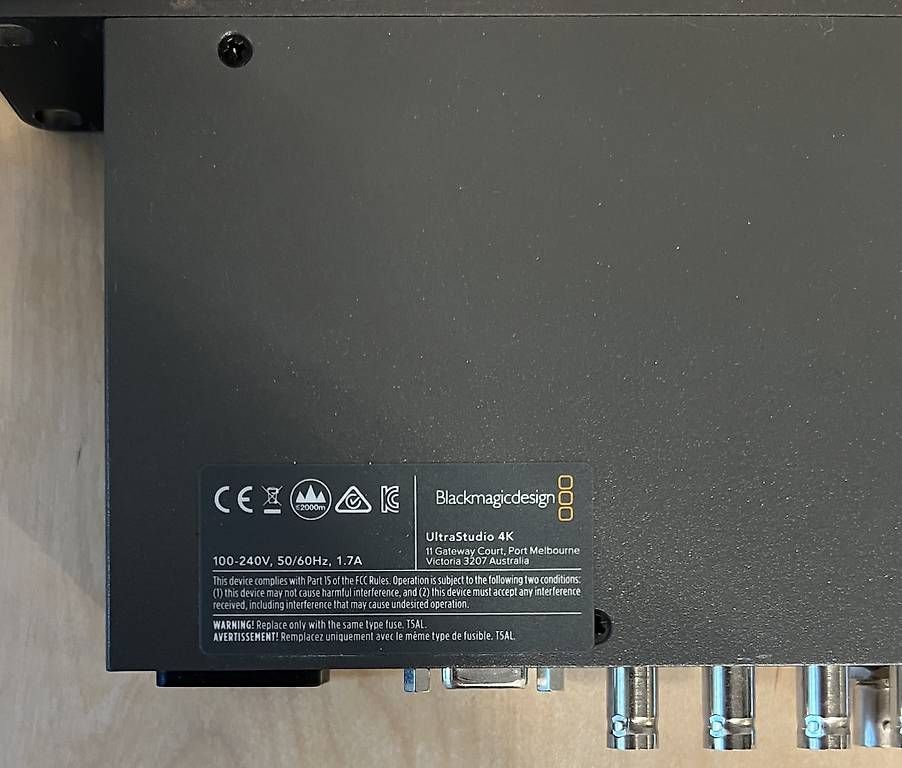 Blackmagic Console di mixaggio: Blackmagic UltraStudio 4K – Usato da Luzern venduto da Bon_Voyage 4