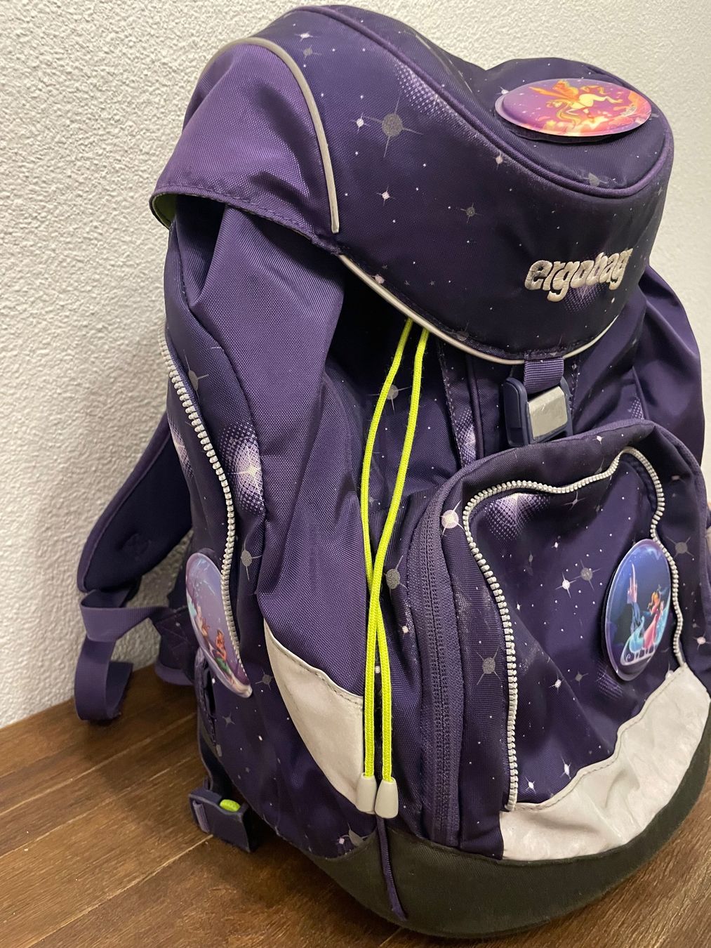Ergobag Zaini: Ergobag Schulrucksack (lila) mit Kletties – Usato da Suhr venduto da vinyl83 1