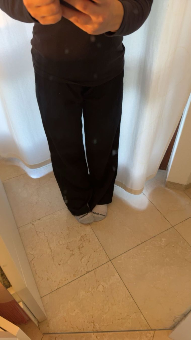 Pantaloni: Schwarze Seidenhose – Usato da Basel venduto da mar_dgx7 4