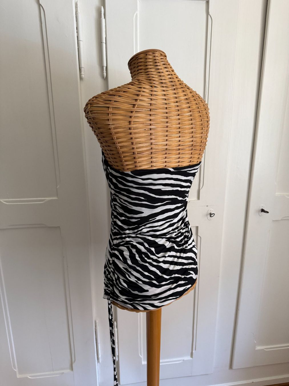Tally Weijl Tops: Bustier-Top mit Zebra-Muster XS – Gebraucht aus Zürich von Diazaio 2