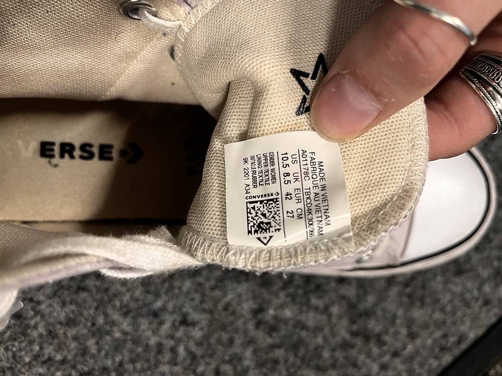 Converse Scarpe da uomo: CONVERSE CHUCKS HIGH TOP – Usato da Wil SG venduto da Sophie_S 3