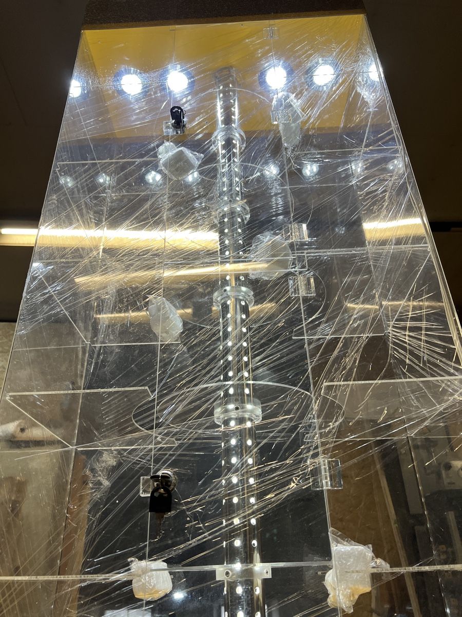 Vetrine: Glasvitrine Schaufenster mit 6 Regale – Nuovo e nell'imballaggio originale da Dietikon venduto da burak_taci 7