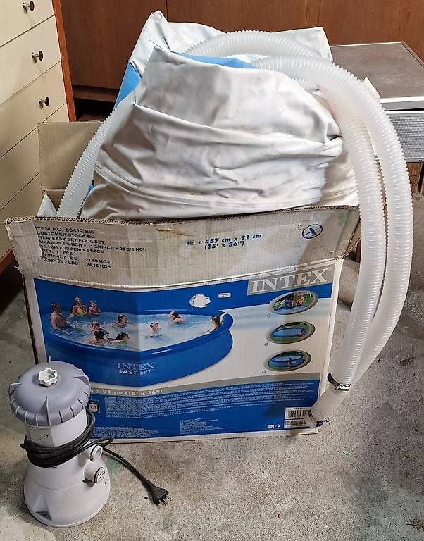 Piscine: Intex Easy Set Pool, 4.57m*91cm – Usato da Thun venduto da SwissMounty