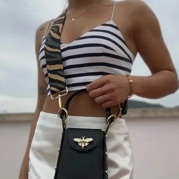 Taschen für Damen: The Bee Crossbag black / Neu – Neu und originalverpackt aus Diegten von Just_Nooo 1