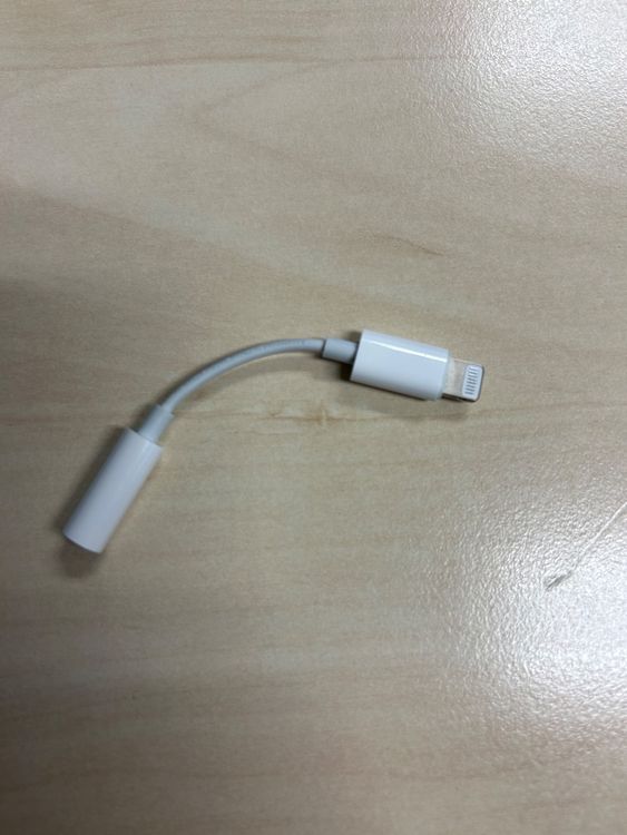 Apple Adaptateur Lightning vers mini-jack 3,5 mm