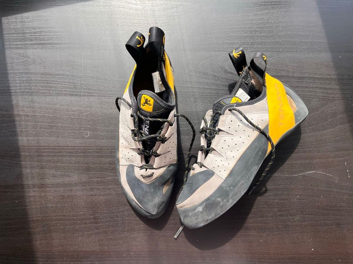 Kletterwände & Klettergriffe: Climbing shoes worn 4 times – Gebraucht aus Interlaken von EKo1man 1