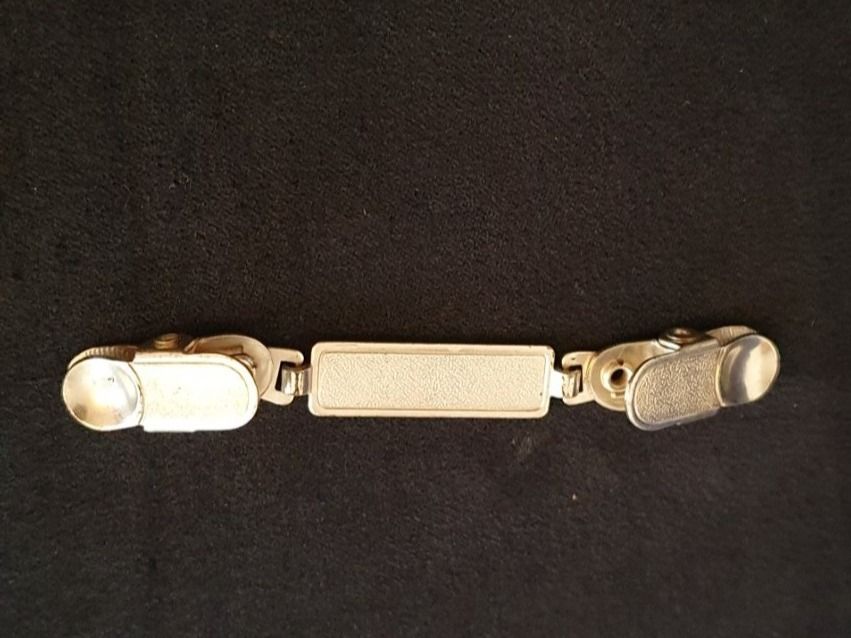Spille & Fermagli: Servietten Halter DBGM SERVANT – Usato da Läufelfingen venduto da jac_vp95