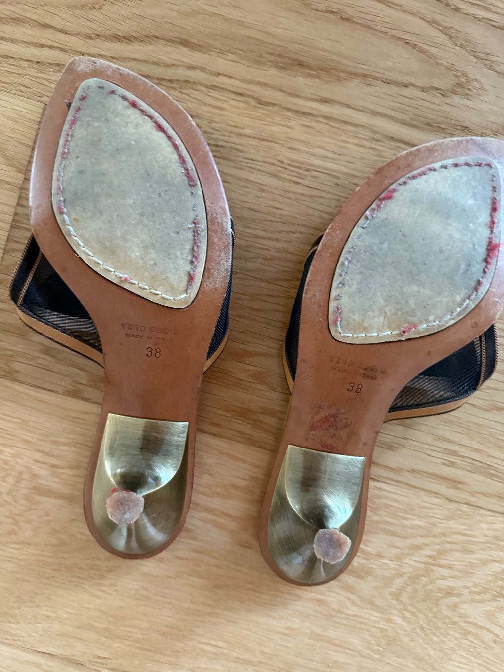 Chaussures femmes: Sandalen made in Italy 38 – D'occasion à Zürich par iva_7658 1
