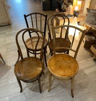 Lot de 4 chaises anciennes