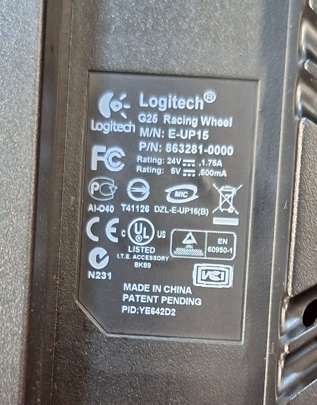 Logitech Controller: Logitech G25 Racing Wheel (PC, PS2 + PS3) – Gebraucht aus Reigoldswil von  9