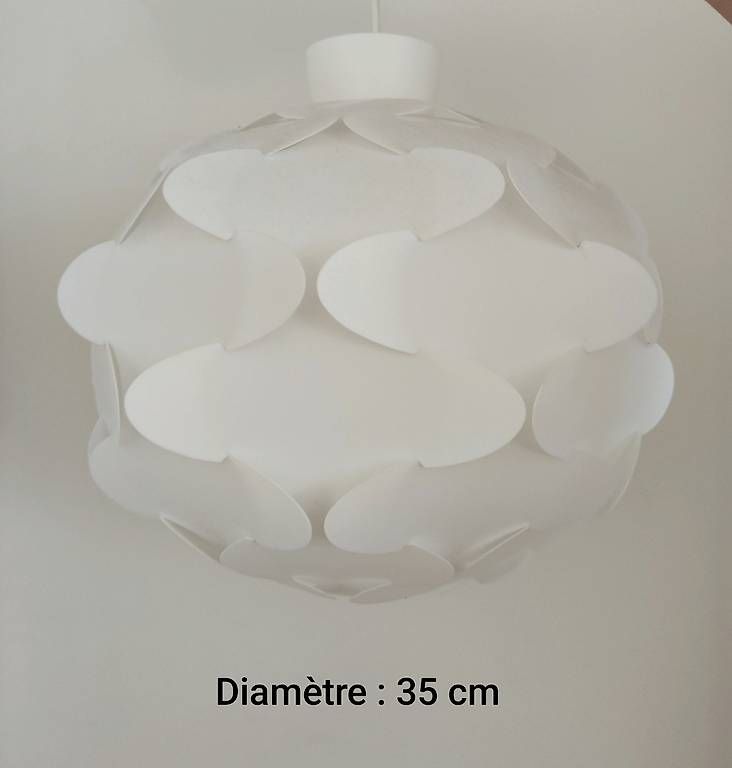 Lampes: Lampe  – D'occasion à Yverdon-les-Bains par Cadocouches.ch