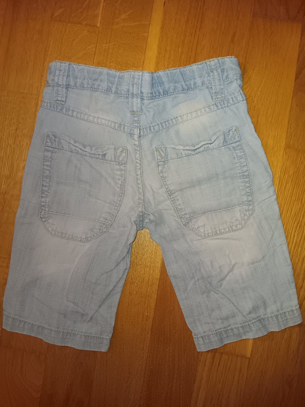 Lotti & Set di vestiti: Diverse Kinder Kleider , Gr. 110 – Usato da Gelterkinden venduto da ram_5vkp 7