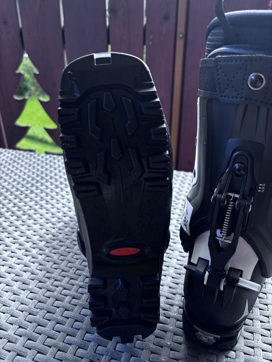 Atomic Scarpe da donna: Chaussures randonnée dame atomic backland  neuve – Nuovo e nell'imballaggio originale da Val-d'Illiez venduto da Laurent046 2