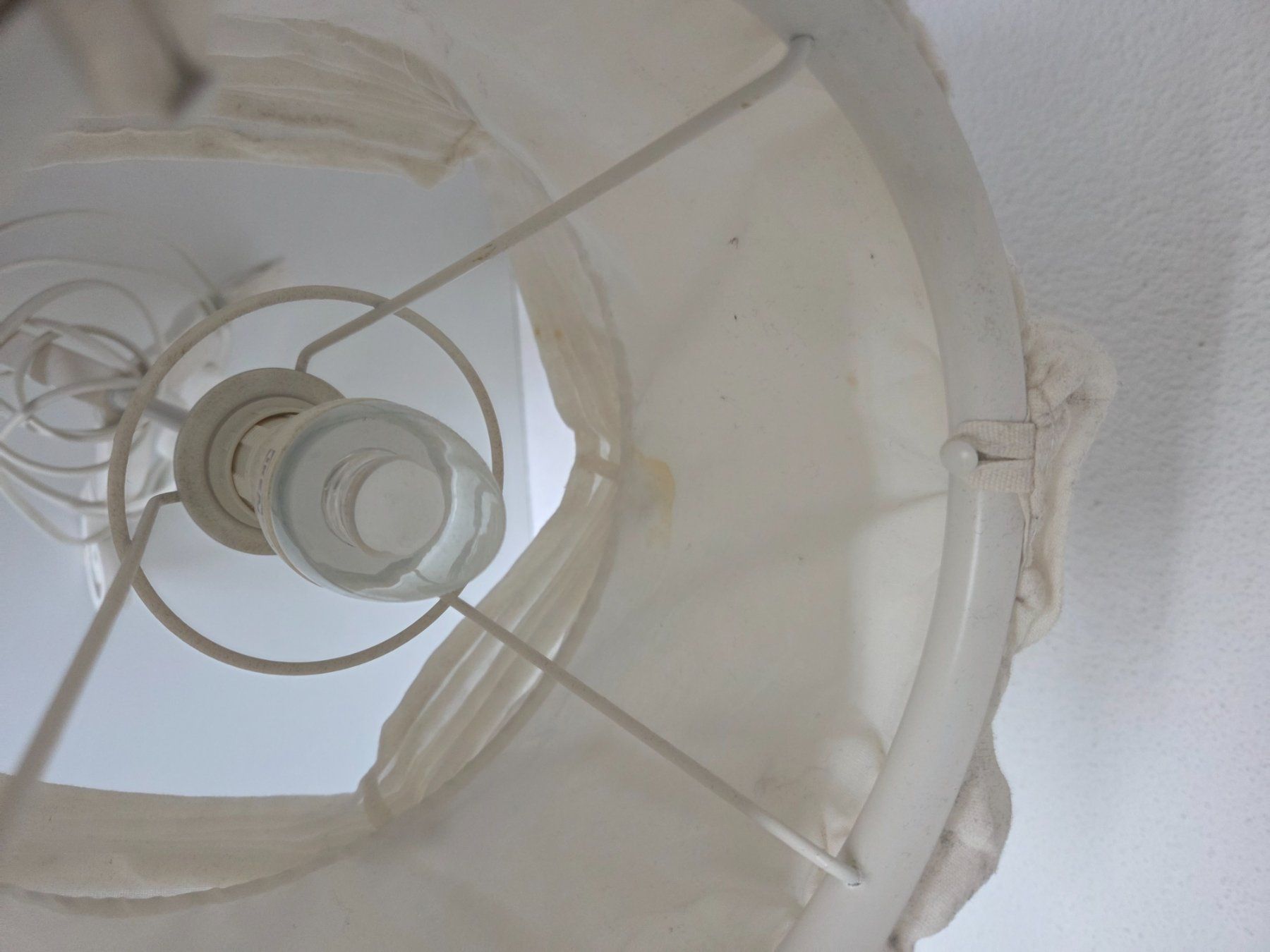 Ikea Lampade: Gemütliche Tischlampe, Stoffschirm – Usato da Oftringen venduto da Black_Nymeria 2