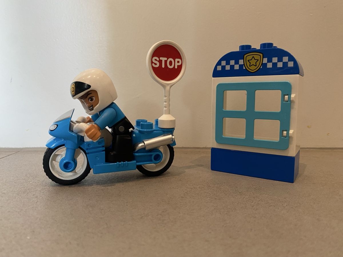Lego Jouets: LEGO Duplo Polizeimotorrad – D'occasion à Zürich par rotschwarzkaeppchen