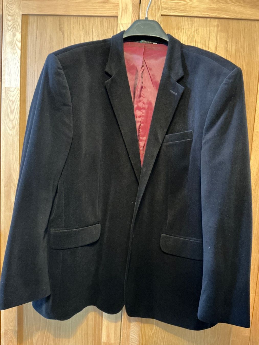 Costumes, combinaisons de sport et fonctionnelles: Anzugjacke Samt – D'occasion à Moosseedorf par MarcPSahli