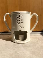 Antiquität: Keramik. Wedgwood Queen's Ware Veilleuse