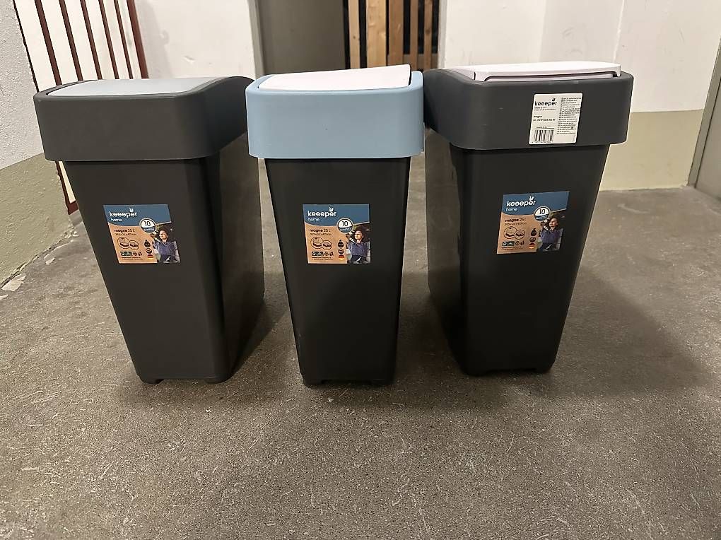 Cestini per rifiuti: Mülltrenner / Abfalleimer – Nuovo e nell'imballaggio originale da Bern venduto da ilariamaria