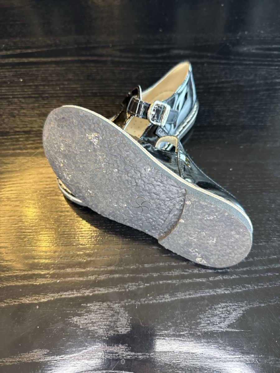 Scarpe per ragazzi: Chaussures Aster 29 neuve  – Nuovo (secondo la descrizione) da la chaux de fonds venduto da netspockette 1