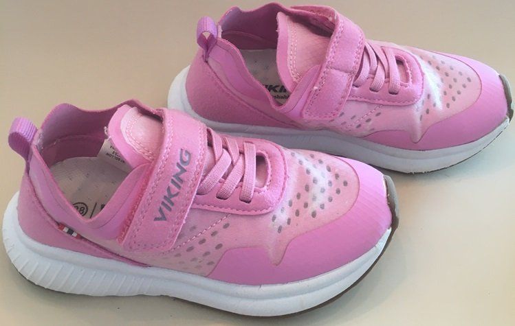 Scarpe per ragazze: Kinder-Schuhe (28) – Usato da Grüningen venduto da tienda100 1