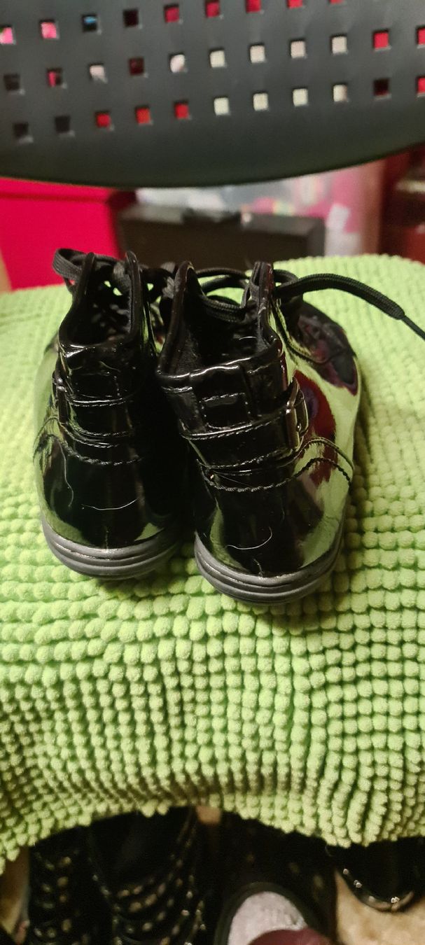 Scarpe da donna: Lack Sneakers 39 – Usato da Bellerive VD venduto da Hermes5 2