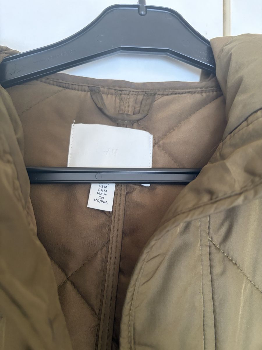 H&M Giacche: H&M Steppjacke Grösse M Oversize  – Usato da Basel venduto da Brunner.T 1