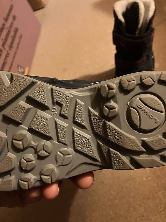 Scarpe per ragazzi: Lowa winterschuh grösse 30 – Usato da Eschlikon TG venduto da ritschi90 1