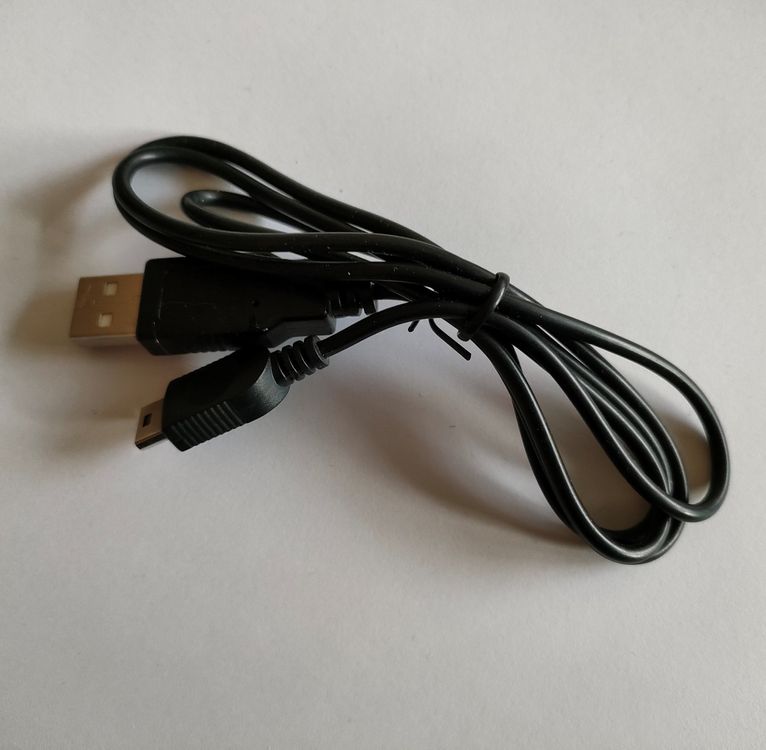 Accessoire Pour Manette GENERIQUE Alimentation Chargeur Secteur Pour Console Nintendo DS Et