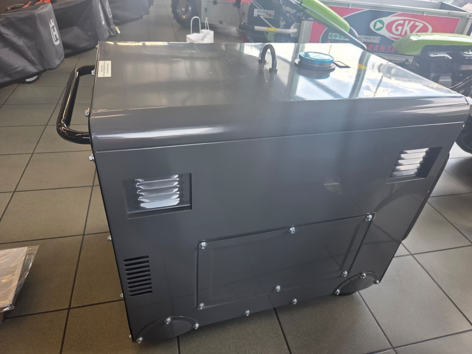 Pramac Stromgeneratoren: Stromerzeuger/Generator PramacPMD 5050s 400V El.Start Diesel – Neu und originalverpackt aus Mels von lad_8ctm 3