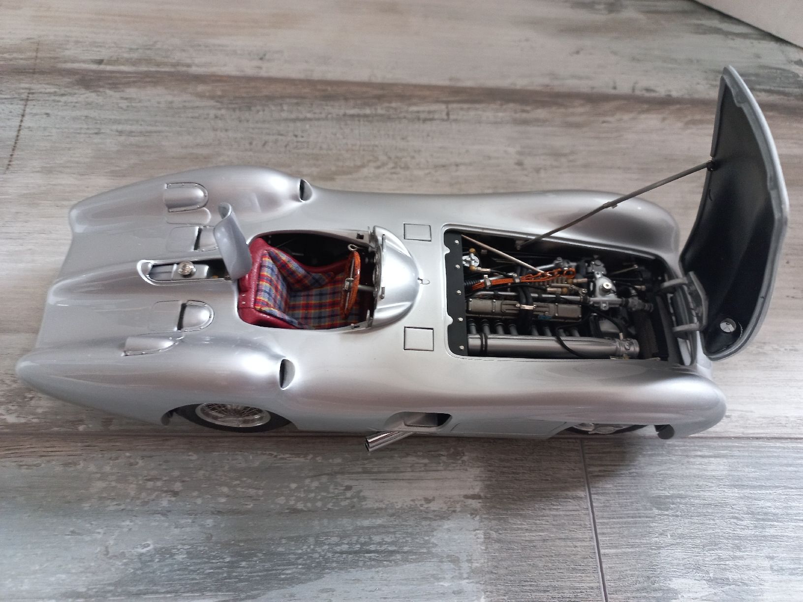 CMC Modellini d'auto: Mercedes W196R 1/18 CMC – Usato da Attalens venduto da remy_s00 5