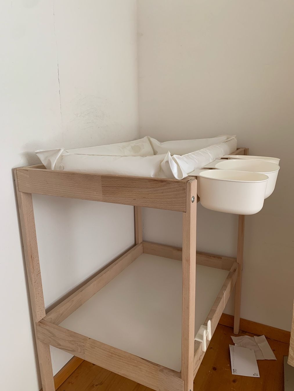 Ikea Wickeltisch & Zubehör: Wickeltisch mit Zubehör – Gebraucht aus Dietikon von ano_qtw2
