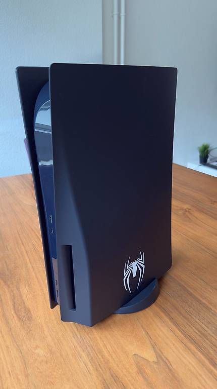Sony Console: Console PS5 Édition Limitée Marvel's Spider-Man 2 + Jeu – Usato da Epalinges venduto da hugueau 2