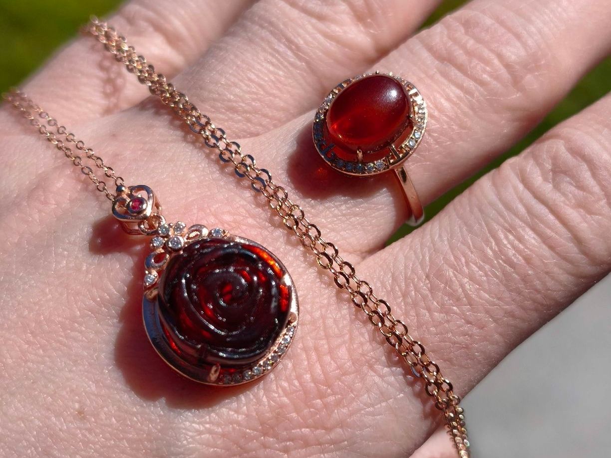 Altri gioielli: Kirschbernstein Set Rose Kette Ring 925  roségold Bernstein – Nuovo e nell'imballaggio originale da St. Gallen venduto da GIULESGG