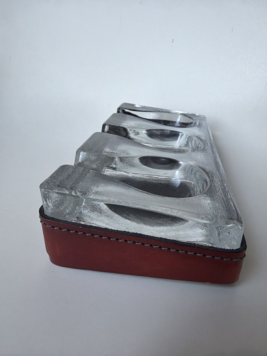 Pipe & Accessori: Vintage Backpfeifenständer Glas / Leder – Usato da Gossau SG venduto da sushifactory 4