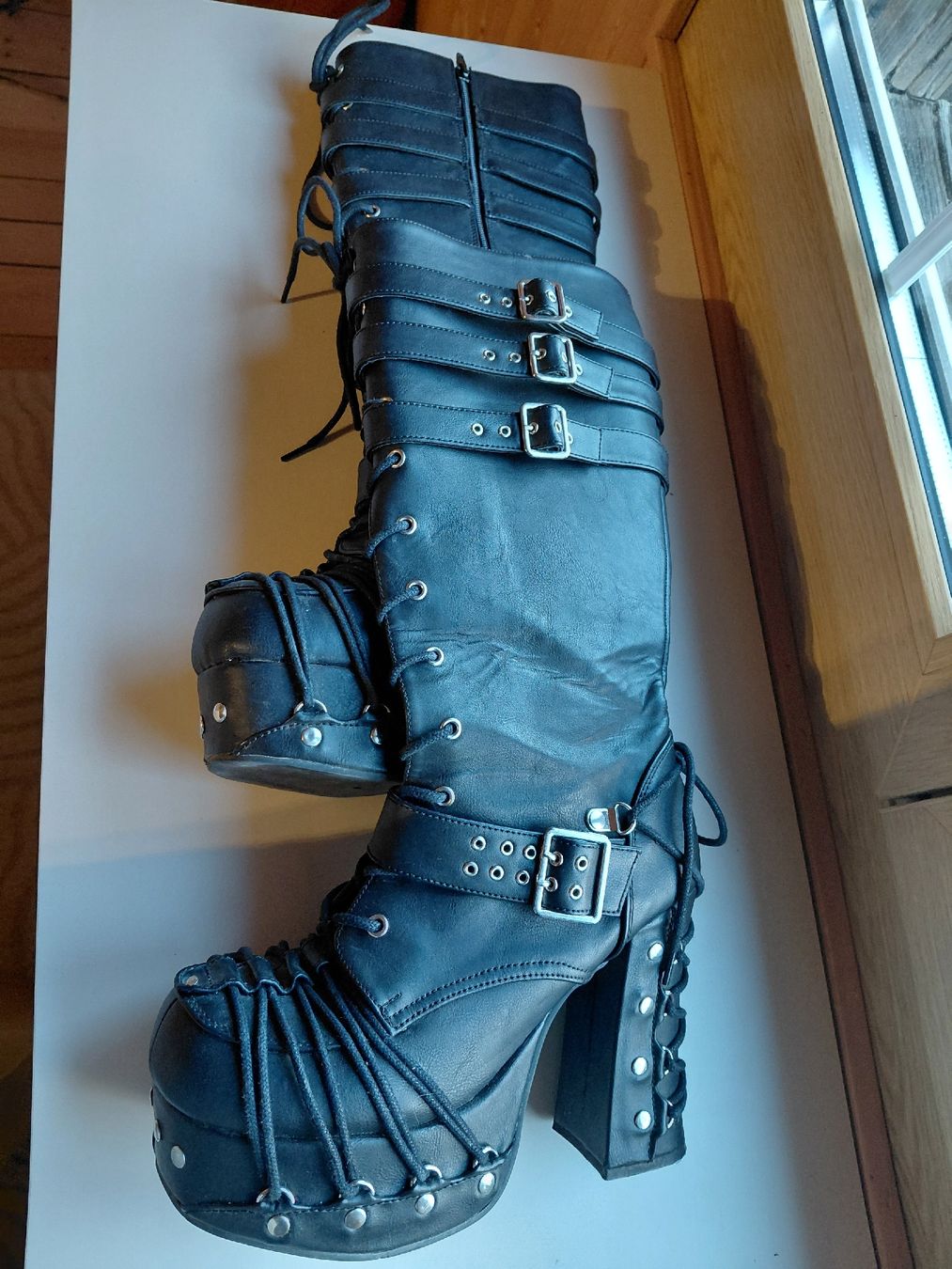 Demonia Scarpe da donna: Demonia Charade-206 – Usato da St. Margrethenberg venduto da lte_qb5b