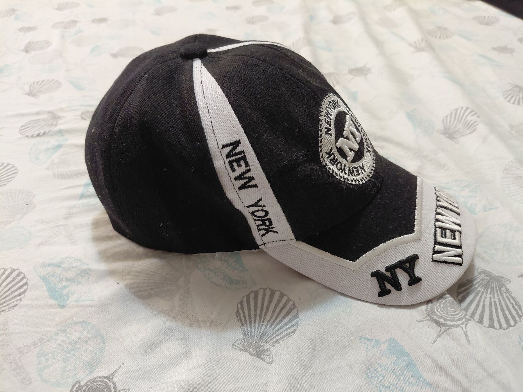 Copricapi, berretti & cappellini: NEW YORK baseball cap - Casquette de baseball – Nuovo e nell'imballaggio originale da Lausanne venduto da FASHION-WORLD-SHOP 1