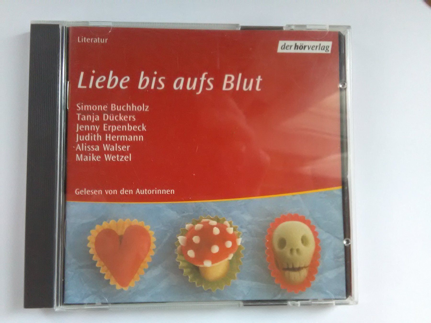 Audiolibri: Liebe bis aufs Blut   (Simone Buchholz) – Usato da St.Galllen venduto da elkaphone