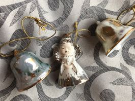 Christbaumschmuck aus Porzellan Engel Glocke
