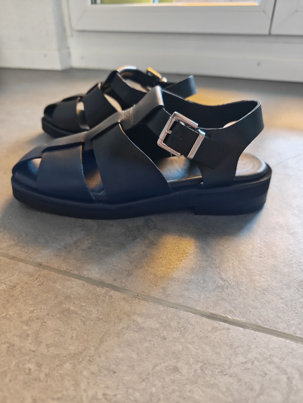 Damenschuhe: black leather sandals  – Neu (gemäss Beschreibung) aus Zürich von seconda_chance 3