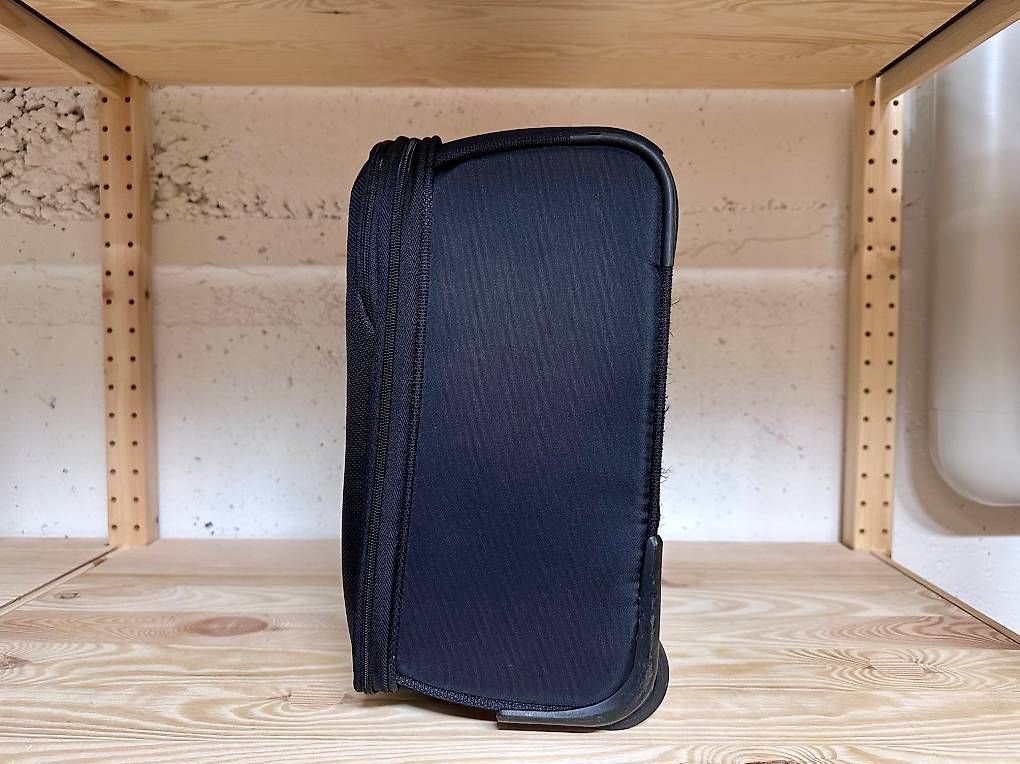 Samsonite Valigie: SAMSONITE B-Lite Business Trolley 42 l Black – Usato da Aarwangen venduto da arimiak 3