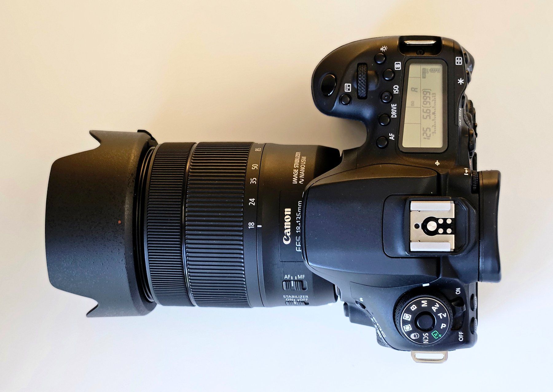 Canon Appareil photo: Canon EOS 90D + EF-S 18-135mm - facture 2022 – D'occasion à petit-lancy par alb_x96d 5