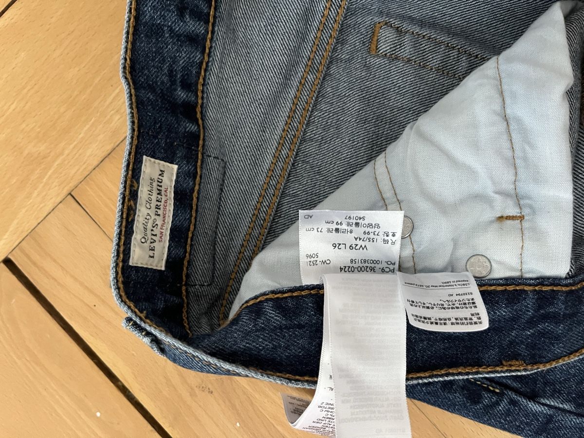 Levi's Jeans: LEVIS Jeans Gr. 29 – Nuovo (secondo la descrizione) da St. Gallen venduto da shonater 3
