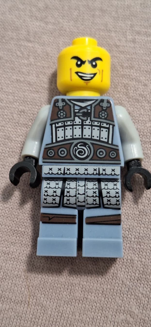 Lego Statuette: Lego Ninjago Ash – Usato da Egnach venduto da sea_2zvc