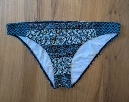 Bikini-Hose Gr. 42/XL "Protest" (wie neu)