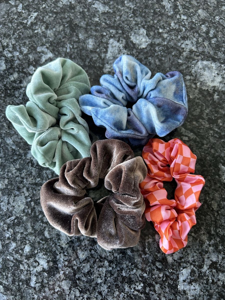 Haarschmuck: Scrunchies 4er Set  – Neu (gemäss Beschreibung) aus Zürich von Sophie0569