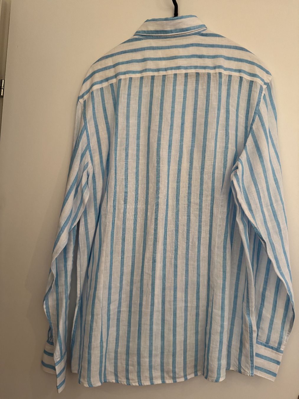 Massimo Dutti Chemises: Herren Hemd von Massimo Dutti – D'occasion à Wetzikon ZH par hypebeast 1